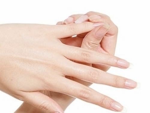 Chứng Tê Nhức Đầu Ngón Tay - Có Trị Được Không? 4 2020