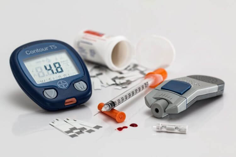 Tê Tay Ở Người Lớn Tuổi Có Phải Là Bệnh Tuổi Già 5 2020