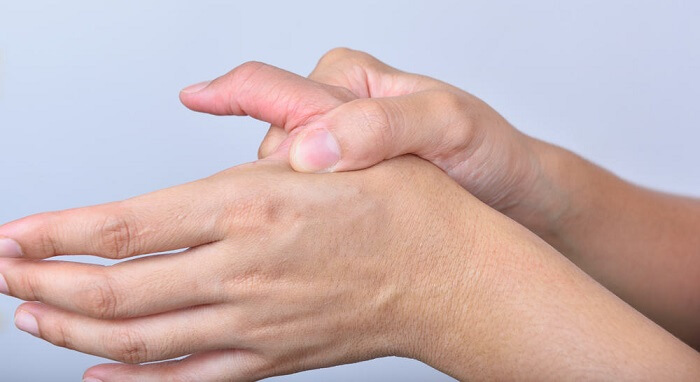 Đá Muối Himalaya: Phương Pháp “Giải Cứu” Bạn Khỏi Triệu Chứng Tê Tay 1 2020